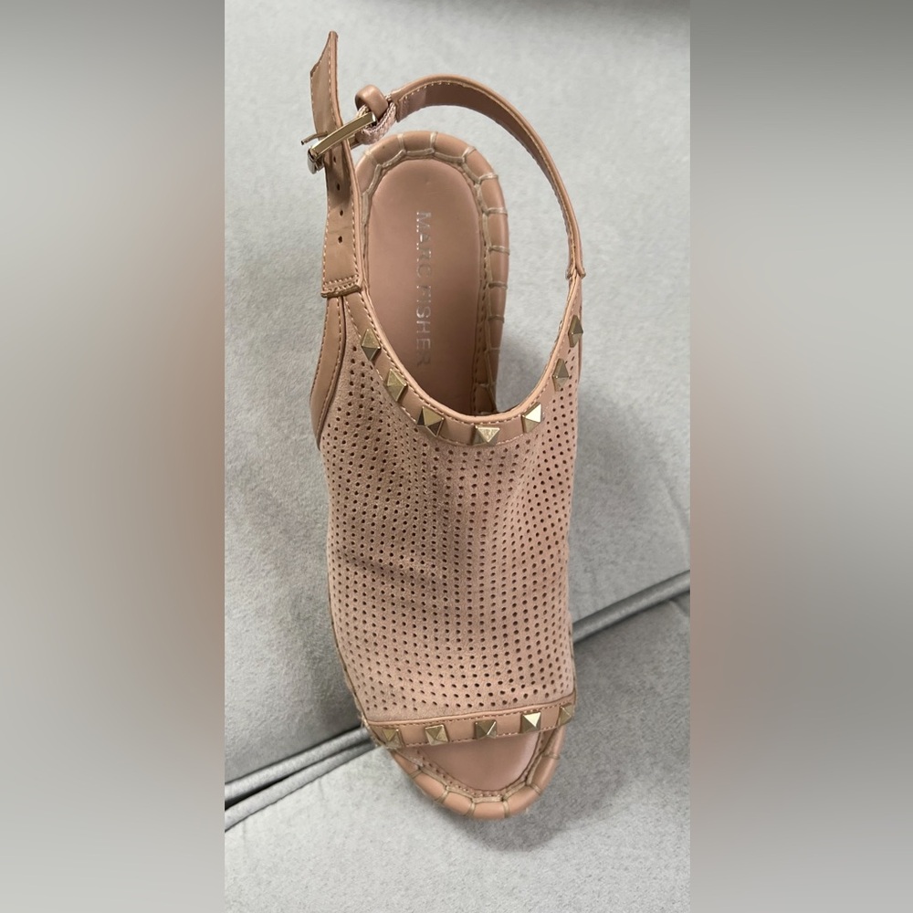 Marc Fisher Women's Beige Perforated Sandals studded 6.5